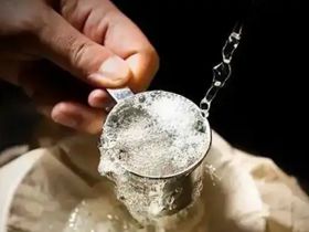 浓香型与清香型白酒工艺上的...